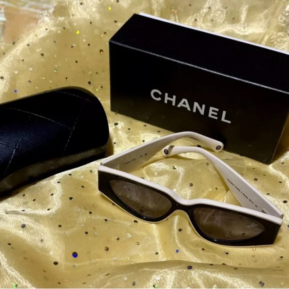 Chanel 5525 Polarized CAT EYE Black and White Sunglasses  Acetate - New + CASE